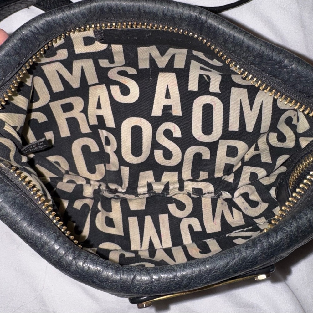 Marc by Marc Jacobs QPercy Black Leather Handbag with Gold Hardware - Picture 9 of 16